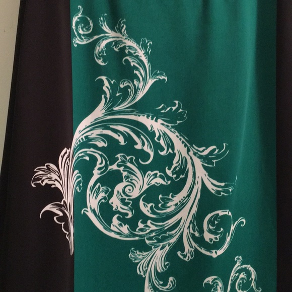 GILI black green paisley print skirt 8 NWOT - Picture 2 of 8